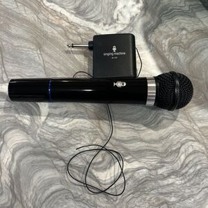 Singing Machine R-107 Microphone Wireless & Remote Receiver